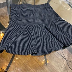 New Small Timing Black and Gray Striped Skirt